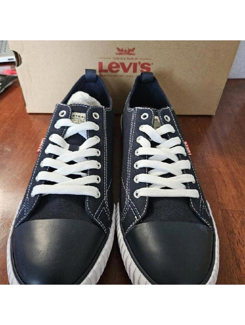Levi’s Men’s Anikin Canvas Sneaker Navy Size 10